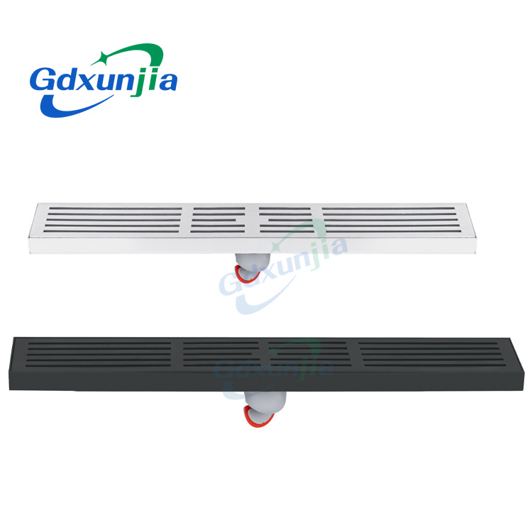 Scarico a pavimento a strisce per un drenaggio efficiente del bagno